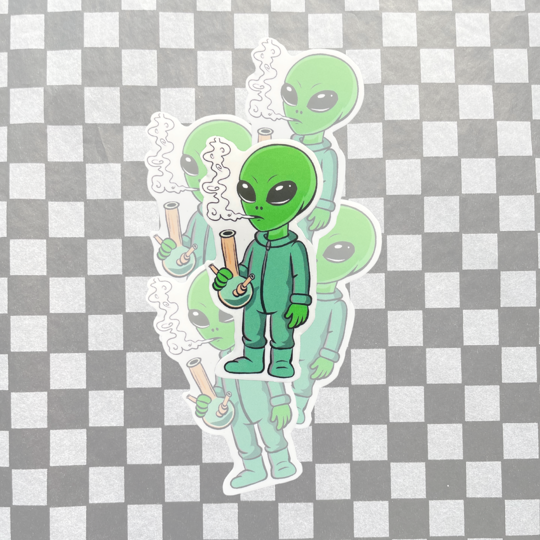 Alien Smoke Sticker