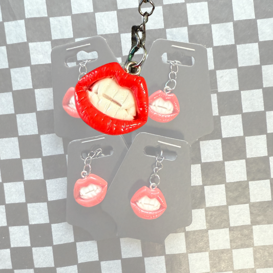 Vampire Lips - C- Dust Plug Kindle/Phone Charm